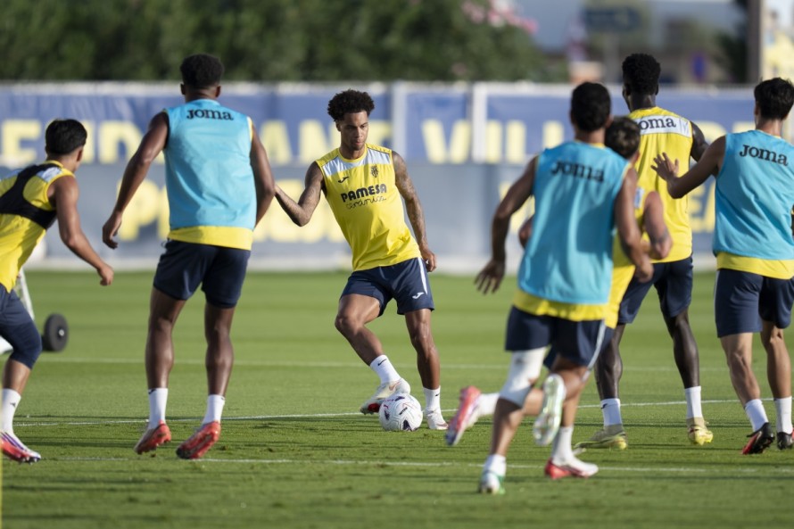 El Villarreal mide su mejoría ante un pujante Levante