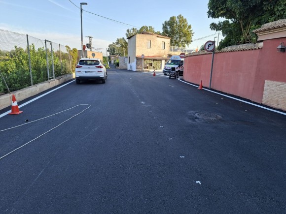 El Ayuntamiento de Murcia culmina la renovación del firme del Carril Orenes en Rincón de Seca