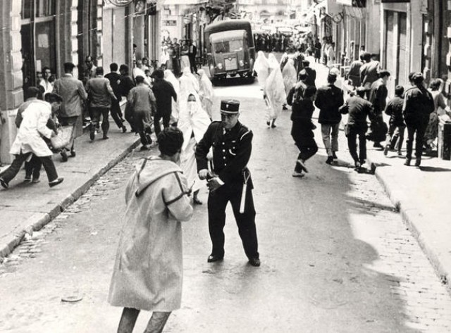 Seis décadas de 'La batalla de Argel': el cine como archivo vivo de la libertad