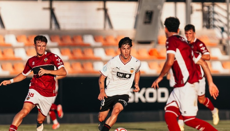 Derrota del Valencia Mestalla ante el CD Castellón B (1-2)
