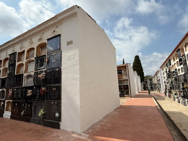 Burriana invierte alrededor de 30.000 euros en la mejora y adecuación del cementerio municipal