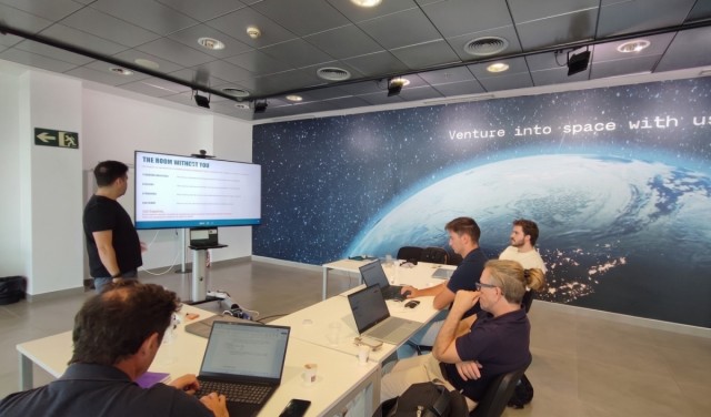 El aeropuerto de Castellón abre la tercera convocatoria para sumar cuatro nuevas start-ups a la incubadora de la Agencia Espacial Europea