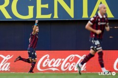 Las notas del Villarreal CF 3-1 Levante UD: El golazo de Iván Romero fue insuficiente