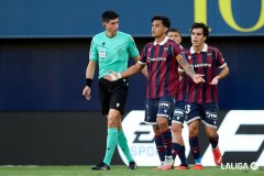 El Levante sucumbe ante la pegada del Villarreal 