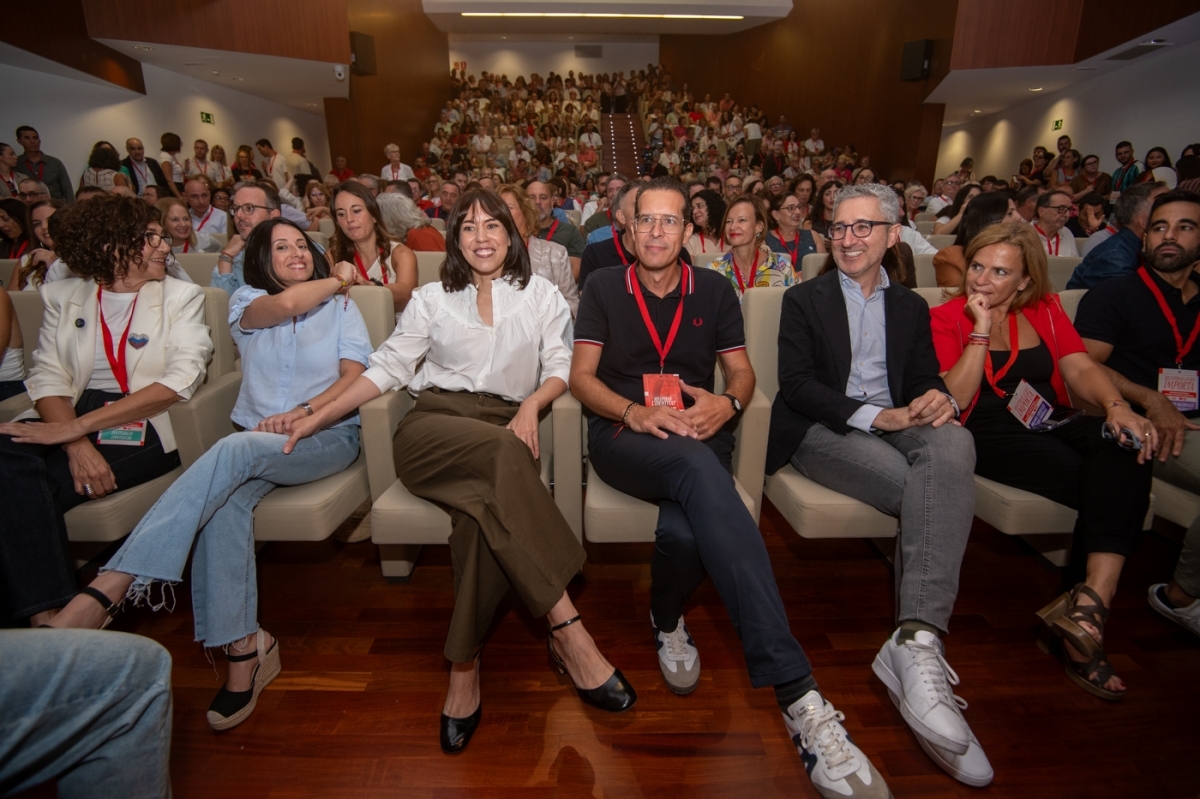 Torró, Morant, Alfaro, España y Bernabé, en el plenario de la conferencia.