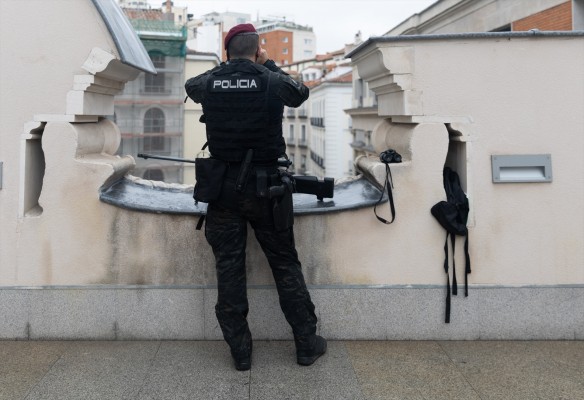 Un juzgado amnistía a los 46 policías investigados por las cargas del 1-O en Barcelona