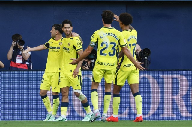 Ayoze suma 25 tantos y entra en el 'top 10' de goleadores del Villarreal en Primera División