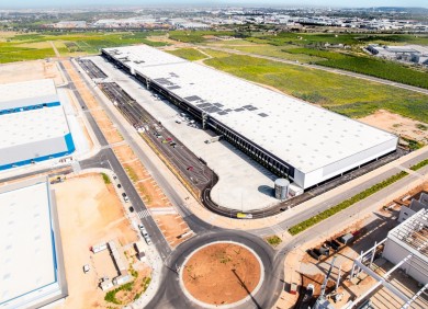 Grupo Raminatrans refuerza su capacidad logística con un nuevo almacén de 30.000 m² en Loriguilla
