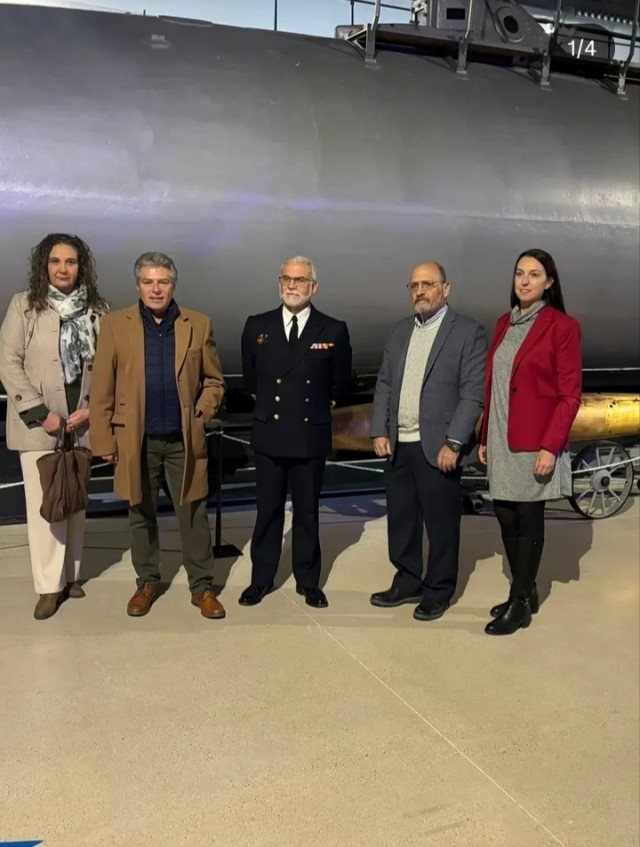 La Asociación Cartagena Ciudad de los Submarinos reivindica su papel en el rescate de la vela del Mistral y asegura que su destino ya está previsto