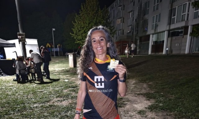 Maki Ferrándiz es la campeona del mundo F55 de 100 kilómetros en Galicia 