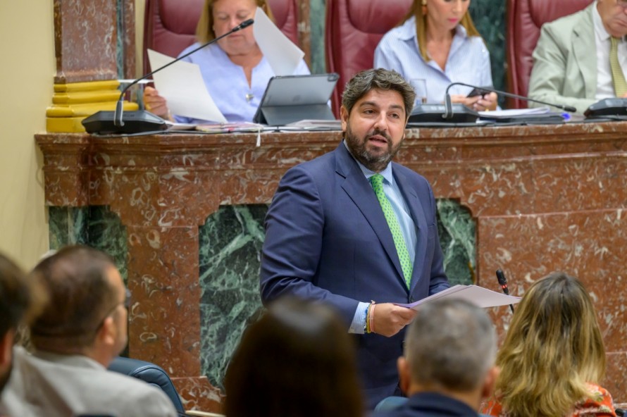 López Miras anuncia ayudas del alquiler con hasta 300 euros mensuales para 2.300 jóvenes murcianos