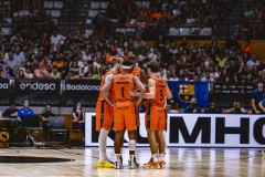 Valencia Basket busca sitio en 'playoffs' tras sorprender a todos y tener que reinventarse