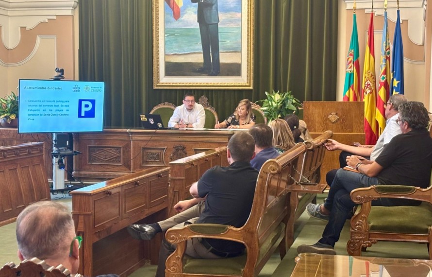 Castelló prepara un contrato para ofrecer 100.000 horas de parking por comprar en comercio local