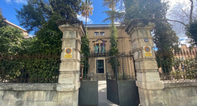 Piden soluciones para una joven mayor de edad, con problemas mentales, que sigue en una residencia para menores en Alcoy