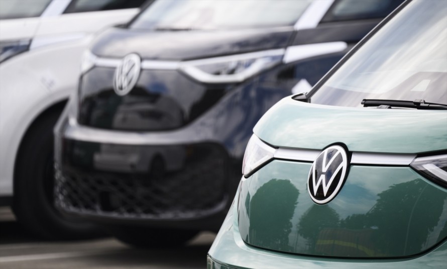 El adiós de un histórico del Euro Stoxx50: Volkswagen se va tras 15 años y entra Nokia
