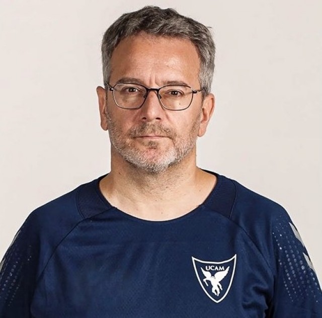 El coruñés Óscar Lata vuelve al UCAM CB para trabajar con el filial y la cantera