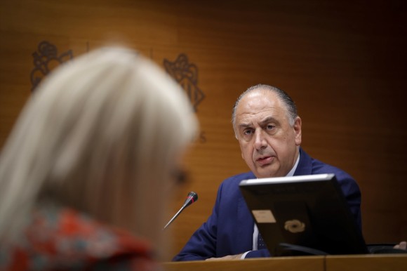 Valderrama defiende la gestión de los últimos incendios e insta al Gobierno a endurecer las penas contra los pirómanos