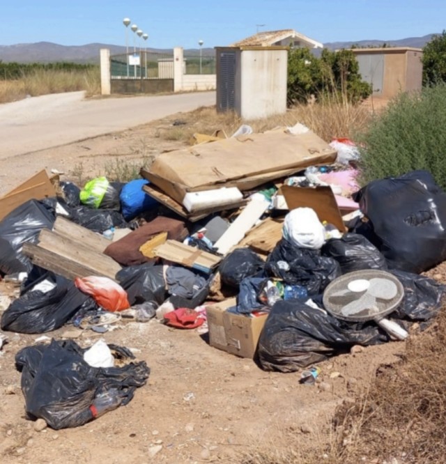 El Ayuntamiento de Llíria culmina el verano con más de 175 toneladas de incontrolados retiradas