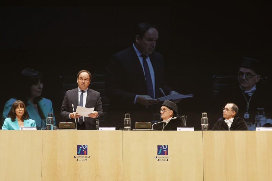 Pérez Llorca anuncia una nueva Ley Valenciana de la Ciencia y la Innovación para esta legislatura