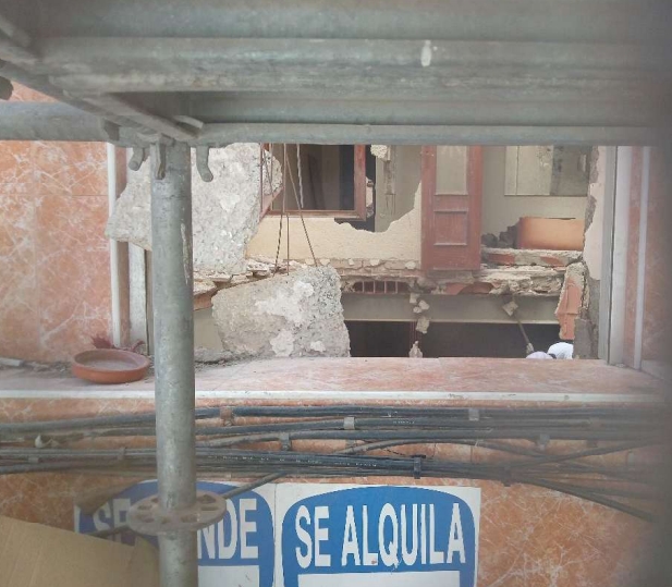 Interior del edificio colapsado -