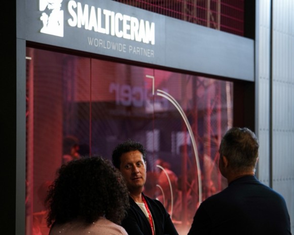 Smaltilab Worldwide Tour 2026, materia en movimiento