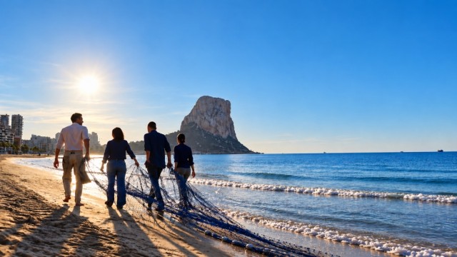 Estimar Hotels renueva con Gravity Wave y retirará 30 toneladas de plástico del Mediterráneo