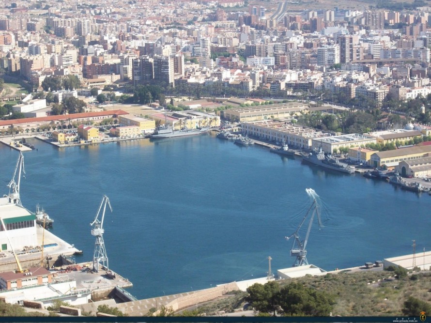 Los otros astilleros de la Armada en Cartagena: la red de empresas que mantiene sus buques