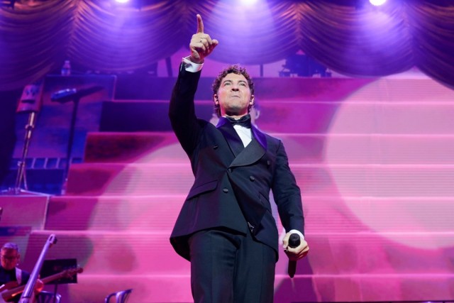 David Bisbal da el pistoletazo de salida del 'Tour Eternos' en València