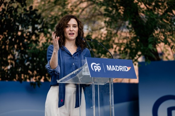Ayuso convoca su congreso regional y acentúa la situación de interinidad del PPCV