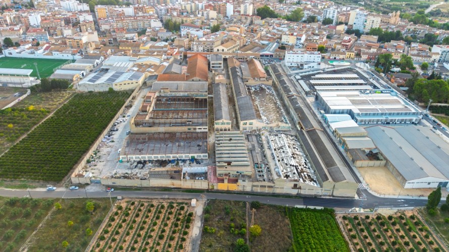 La fábrica Ferry's de Canals ya tiene fecha para su derribo y Lidl será el primer operador del parque comercial