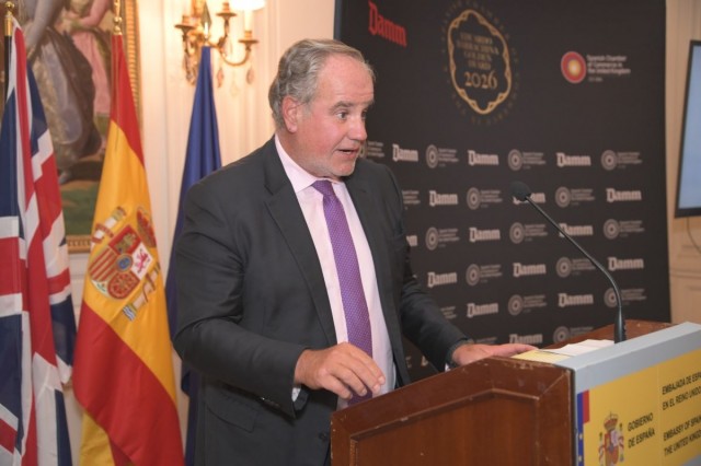 Demetrio Carceller Arce recibe el Premio de Oro Eduardo Barrachina 2026