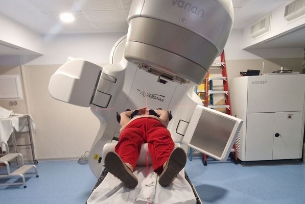 Un estudio con IA muestra la eficacia de tratamientos más cortos en cáncer de mama