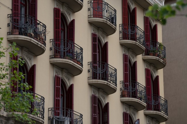 La compraventa de viviendas en la Comunitat Valenciana baja un 8,6% tras empeorar su evolución interanual en julio