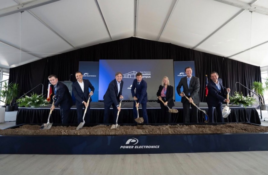 Power Electronics acelera: reactiva su planta de 300 millones en Houston y amplía su campus en Llíria