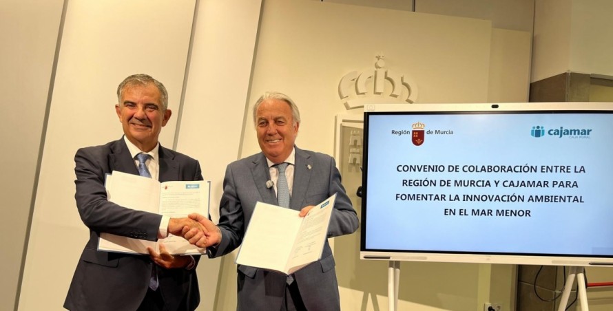 La Región y Cajamar se dan la mano por el Mar Menor para impulsar la innovación ambiental y la transferencia de conocimiento