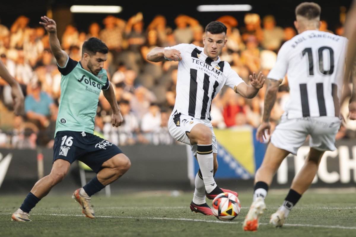 El canterano Miñana no seguirá en el Castellón