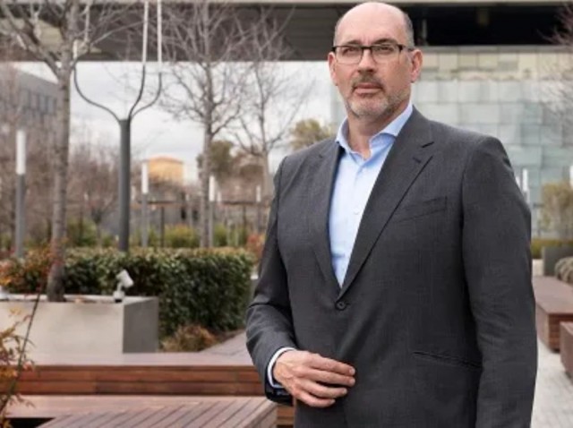 Emilio Gayo, consejero delegado de Telefónica, impulsa entre las empresas la incorporación de la IA a la red