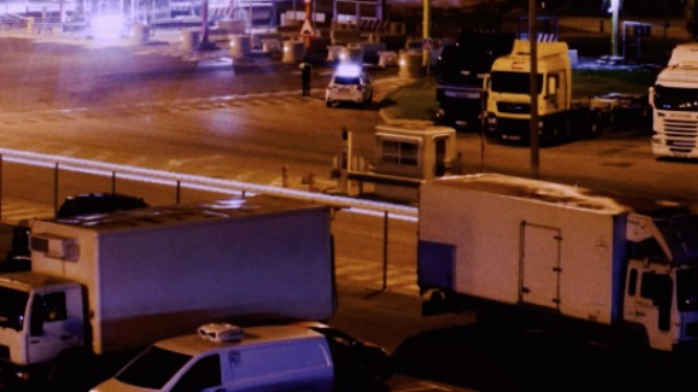 València acoge el primer centro de recarga de camiones eléctricos pesados de España