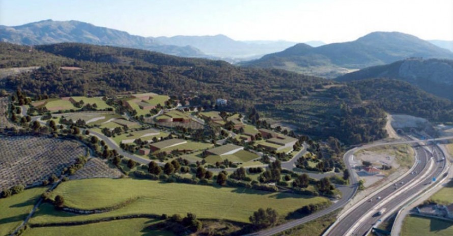 Suelo industrial en La Canal de Alcoy: 31 años y cuatro fracasos de desarrollarlo junto al Molinar y la Font Roja