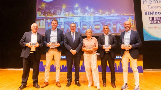 Benidorm reivindica su peso turístico: más de 3 millones de viajeros y 16,2 millones de pernoctaciones en 2025
