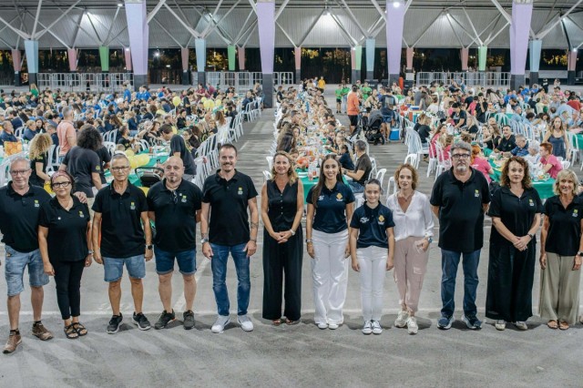 Castelló acompaña a la Federació de Colles en la celebración de su undécima ‘Tornà a la Ciutat’