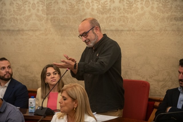 EU Podem reclama una inspección del centro social de El Moralet por su estado de conservación