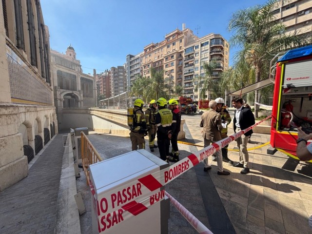 El 40 % de las paradas afectadas por el incendio del Mercado Central ya han podido vender