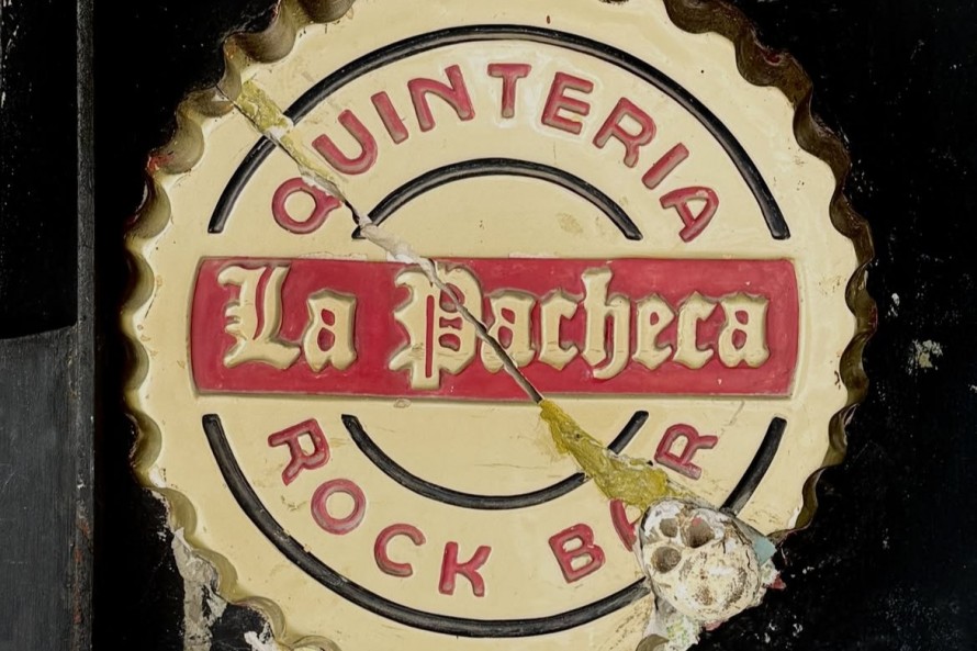 'El último vals' de La Pacheca: cierra el emblemático bar del Grau de Castelló tras 47 años de rock and roll