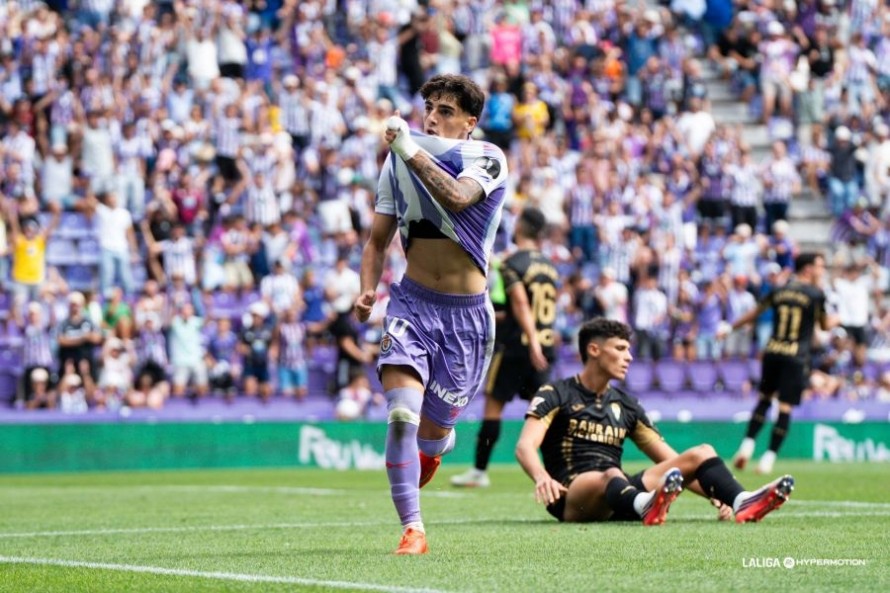 Cedidos Valencia CF: Víctor Jr. marca con el Valladolid y es convocado por España sub-20