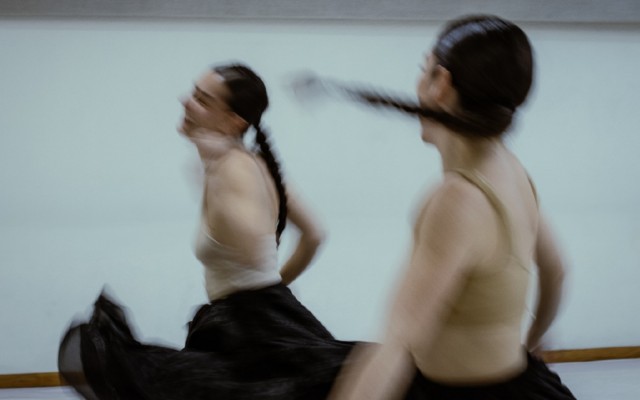 Sebastián Paladines y Lucía Nicolás estrenarán un programa de mentoría para las artes del movimiento en la Región
