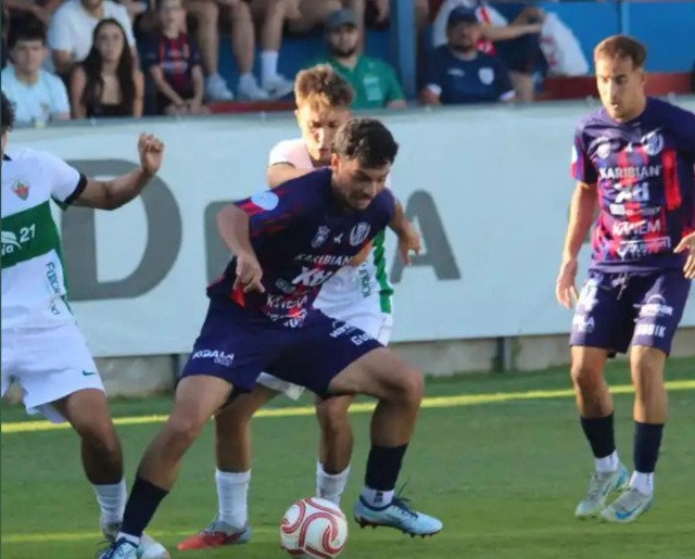 El Yeclano, sexto con siete puntos tras su 1-0 ante el Ilicitano, es el mejor murciano en el grupo 3
