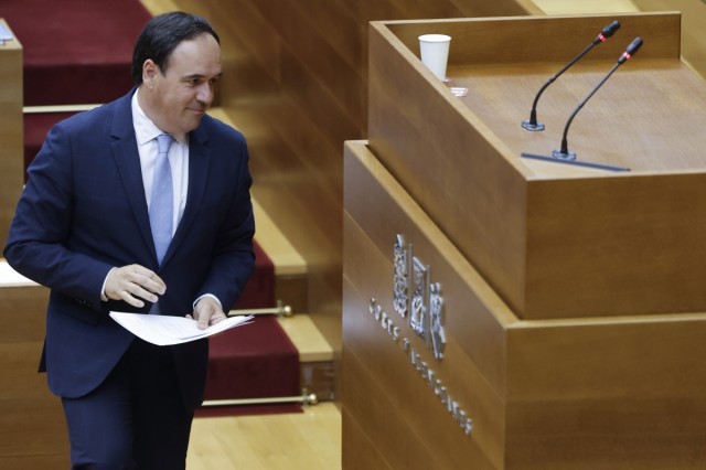 La lista completa de los 55 anuncios de Pérez Llorca en el Debate de Política General