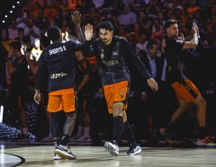 El Roig Arena pone a prueba la reacción de Valencia Basket ante Baskonia
