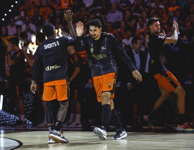 El Roig Arena pone a prueba la reacción de Valencia Basket ante Baskonia